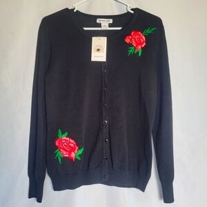 NWT Estrna Jane Black Rose Embroidered Button Cardigan Size Medium